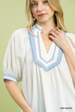 Umgee Textured Jacquard Contrast Trim Top