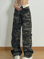 Camouflage Relaxed Fit Jeans - Ladyez