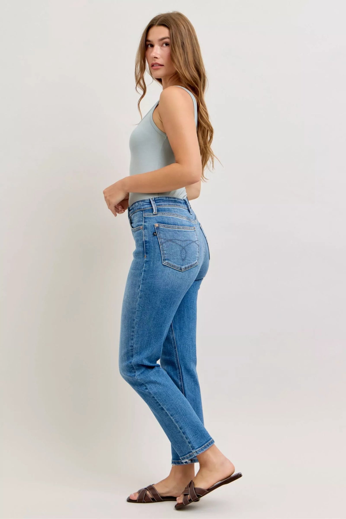 Judy Blue High-Waisted Straight-LegJeans