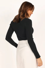 Lettuce Edge Round Neck Long Sleeve T-Shirt - Ladyez