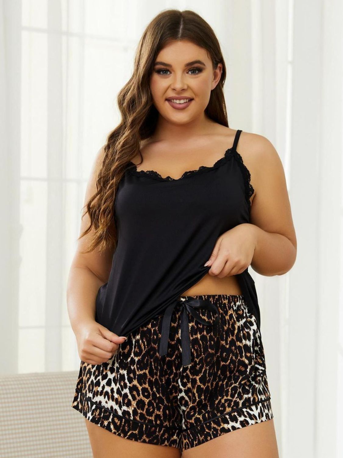 Plus Size Lace Trim Scoop Neck Cami and Printed Shorts Pajama Set - Ladyez