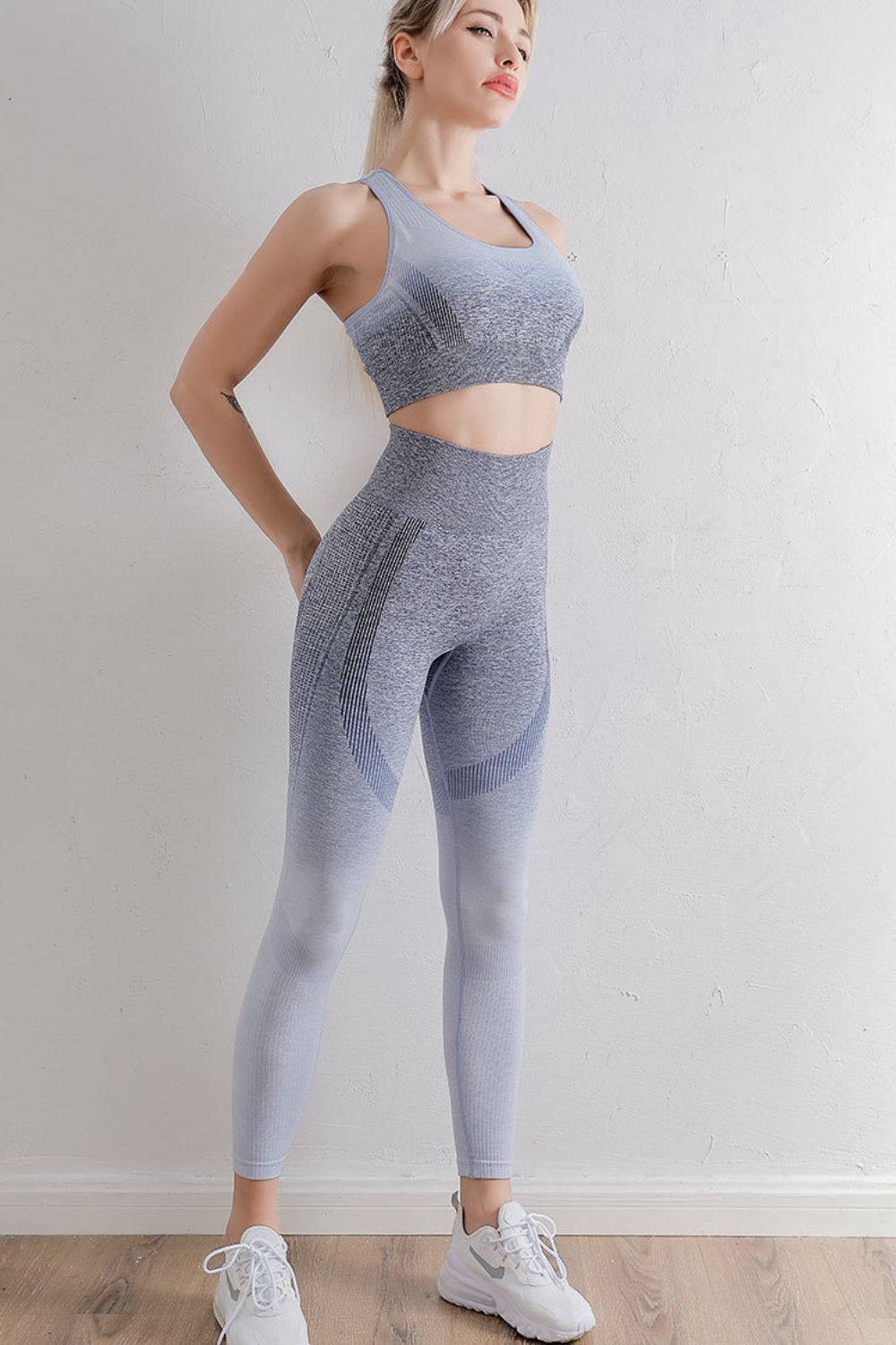 Gradient Sports Bra and Leggings Set - Ladyez