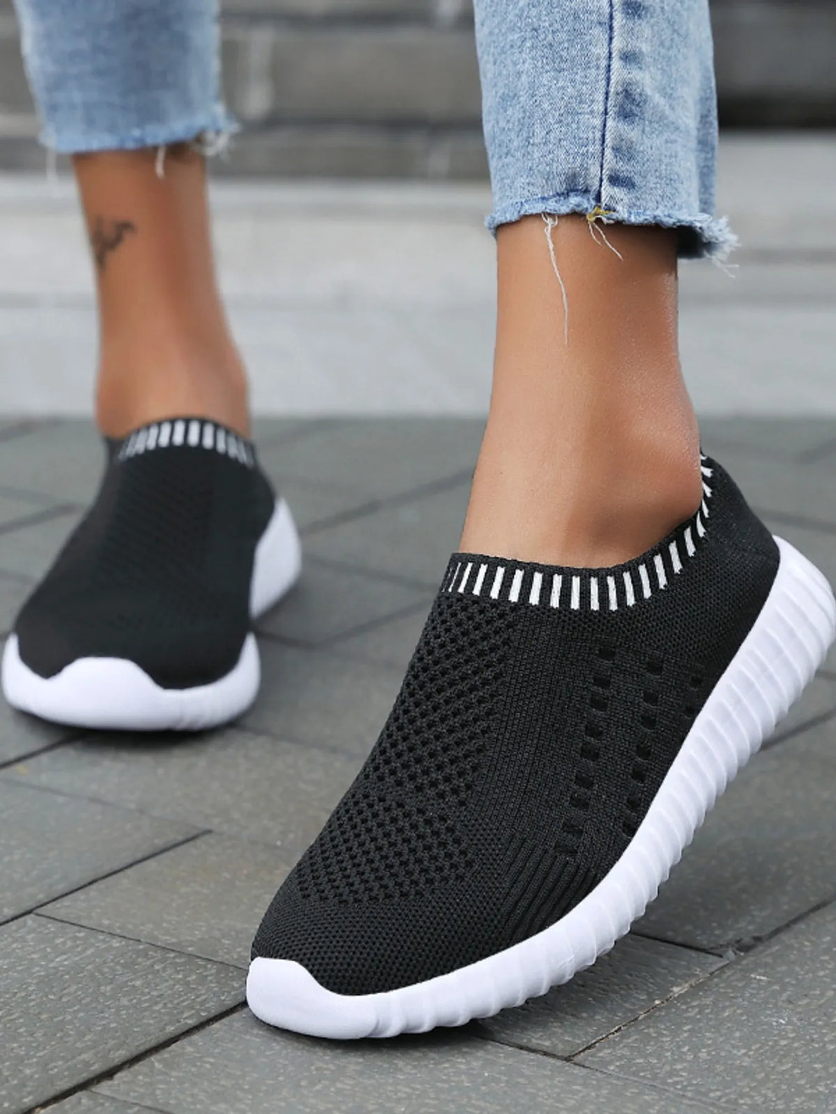 Breathable Mesh Round Toe Slip-Ons - Ladyez