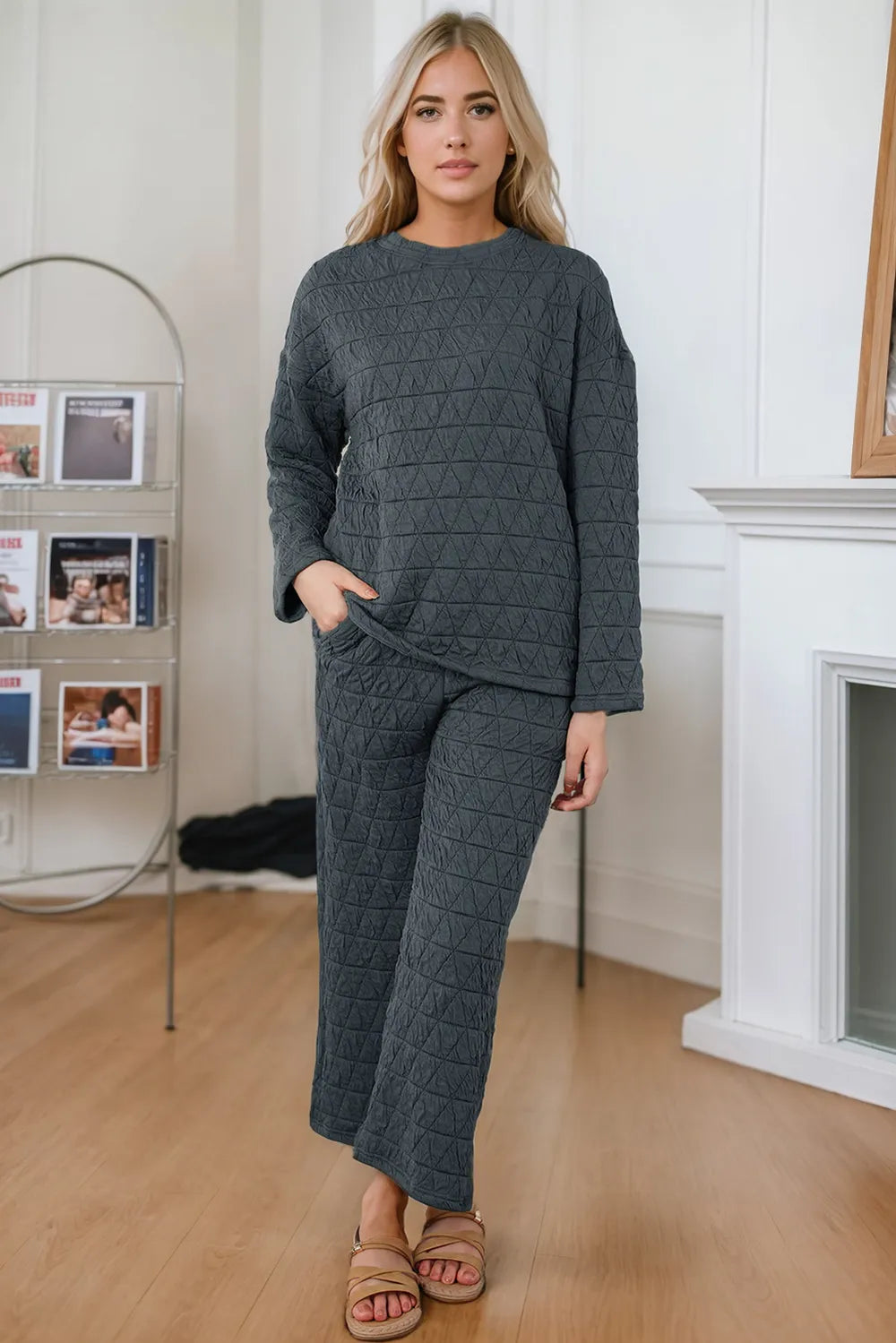 Round Neck Top and Pocketed Pants Lounge Set - Ladyez