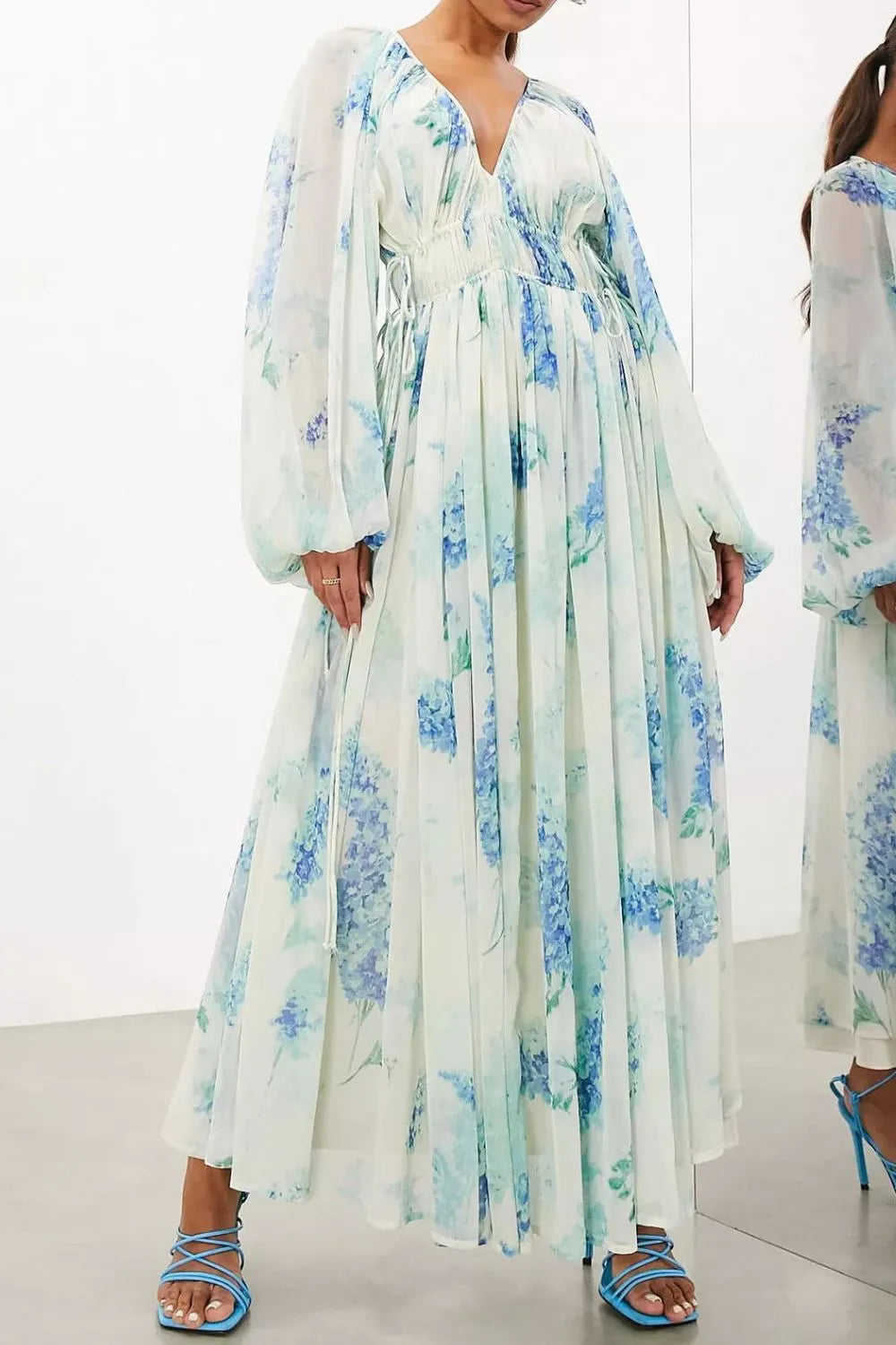Floral Print Bohemian Maxi Dress with Balloon Sleeves - Ladyez