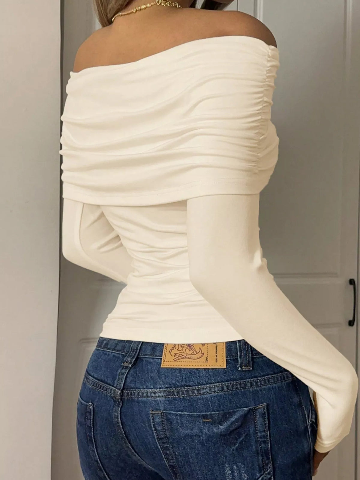 Off-Shoulder Ruched Long Sleeve T-Shirt