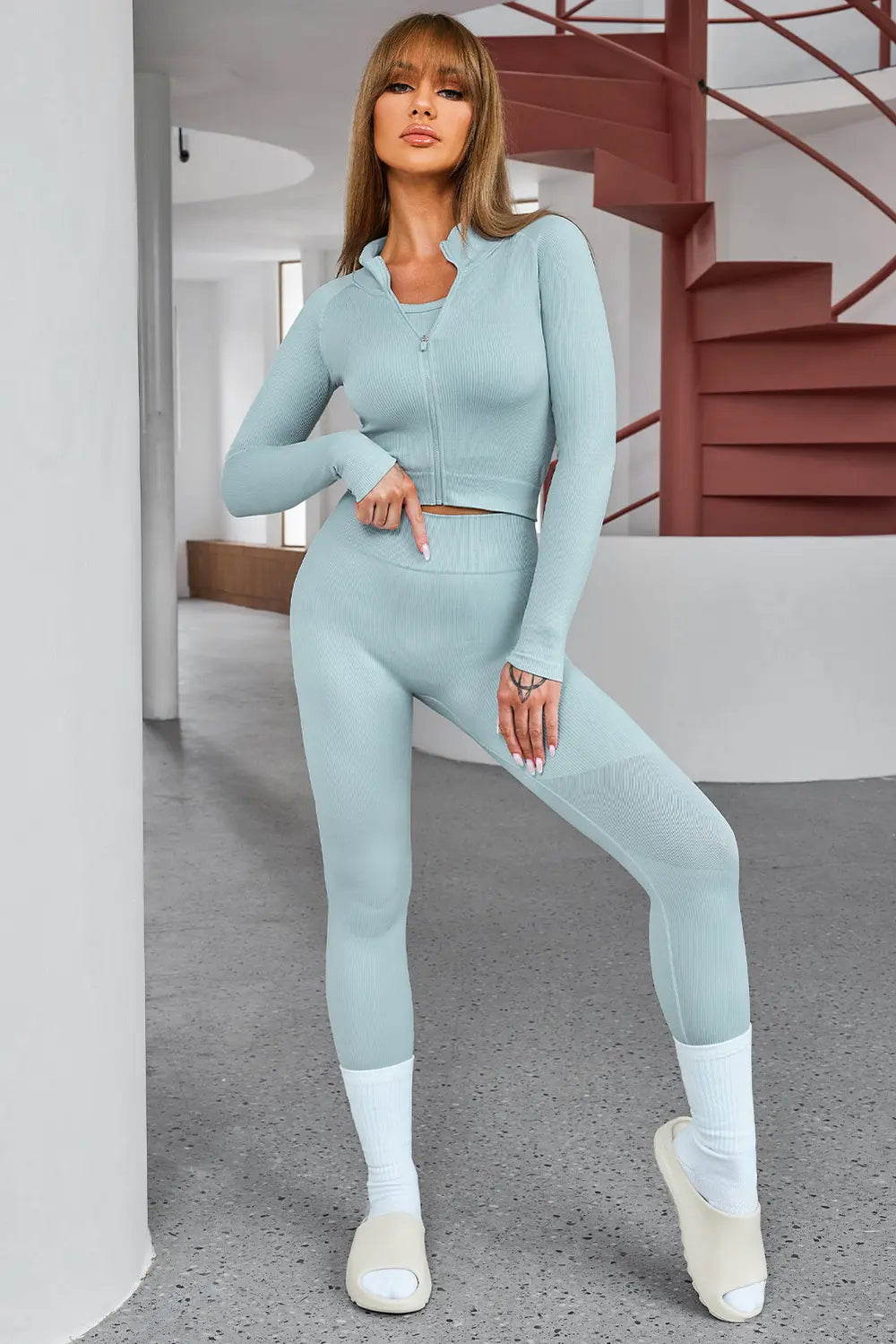 Tank Cropped Active Top and Pants Set - Ladyez