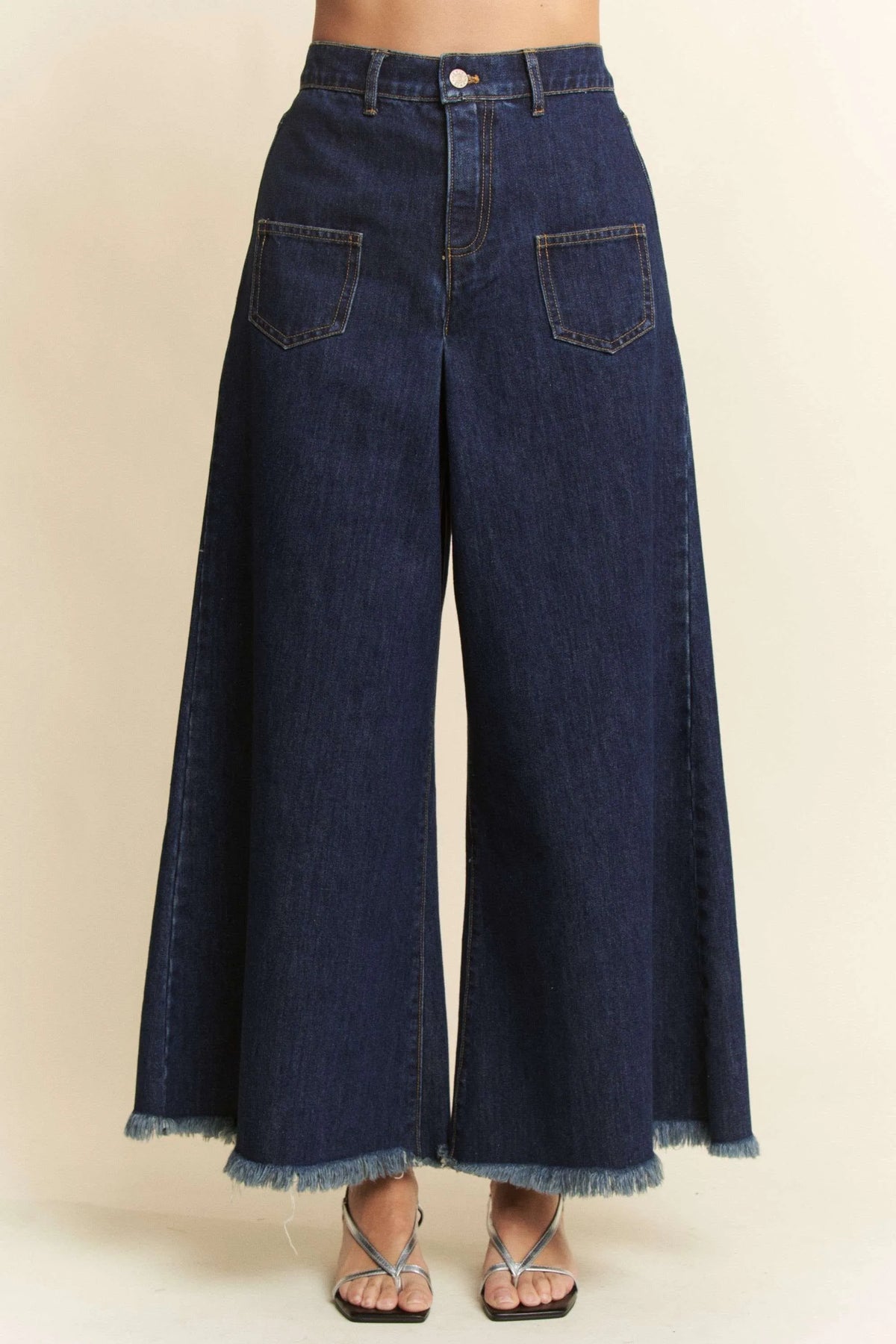 Davi & Dani Patch Pocket Wide Leg Culotte Jeans - Ladyez