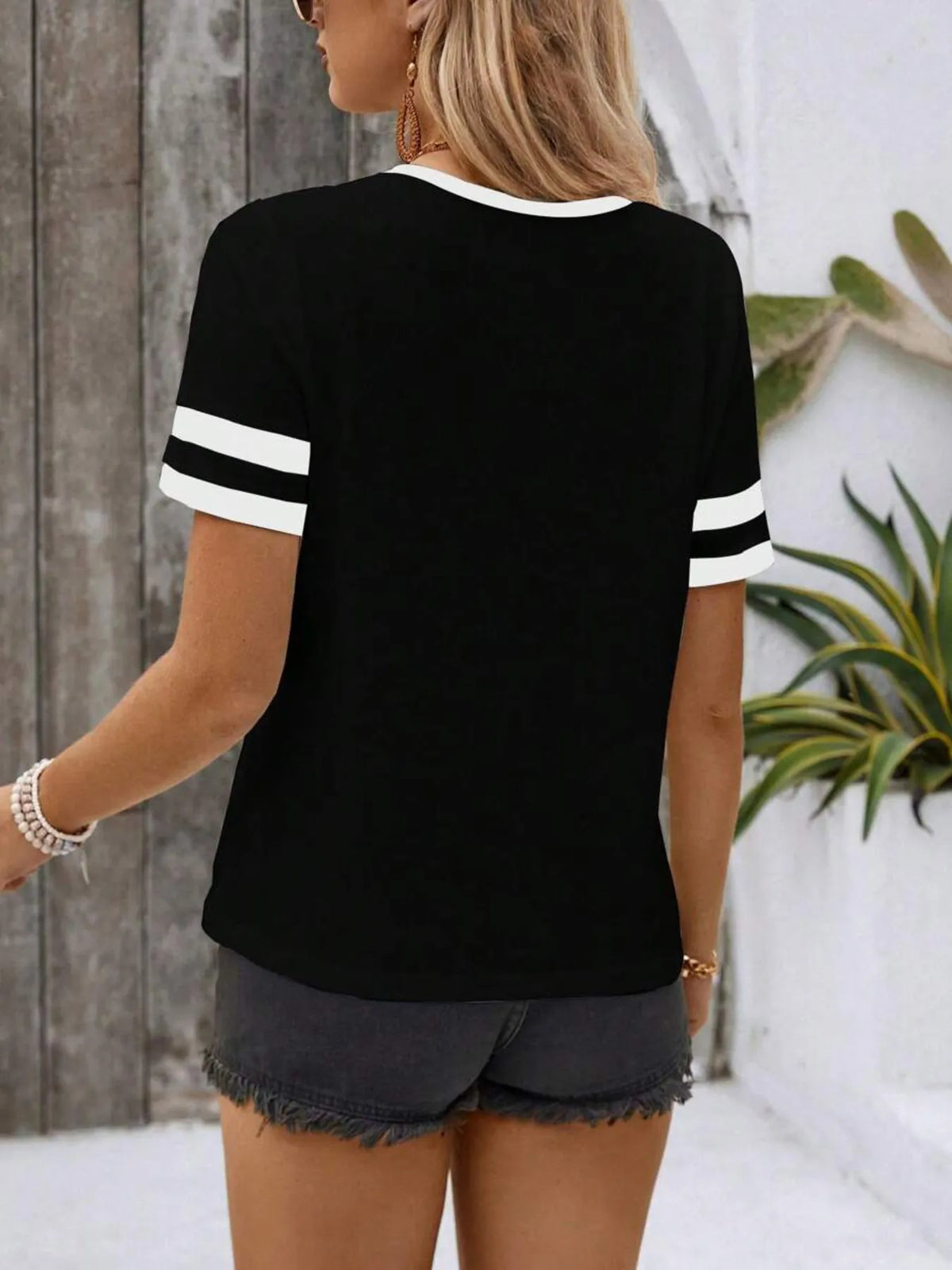 Striped Short Sleeve Half Zip Top - Ladyez