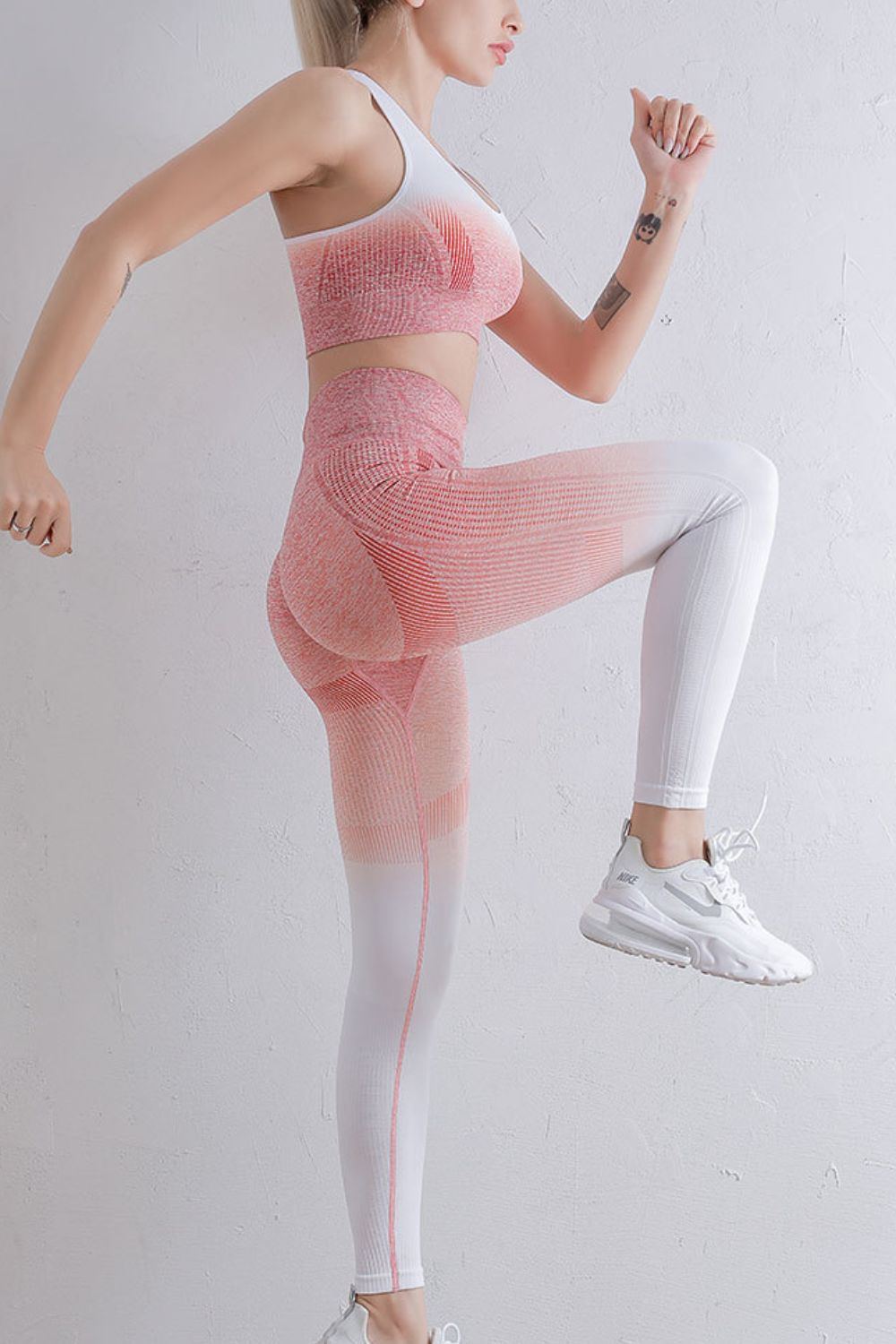 Gradient Sports Bra and Leggings Set - Ladyez