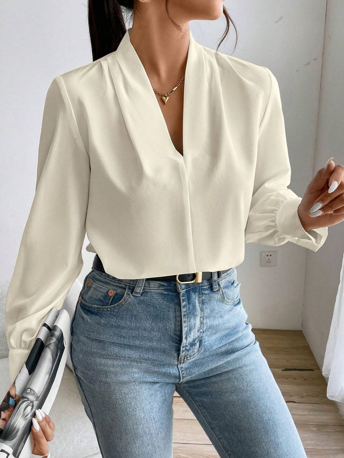 V Neck Long Sleeve Top - Ladyez