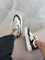 Emma Sneakers: Stylish Comfort for Every Step