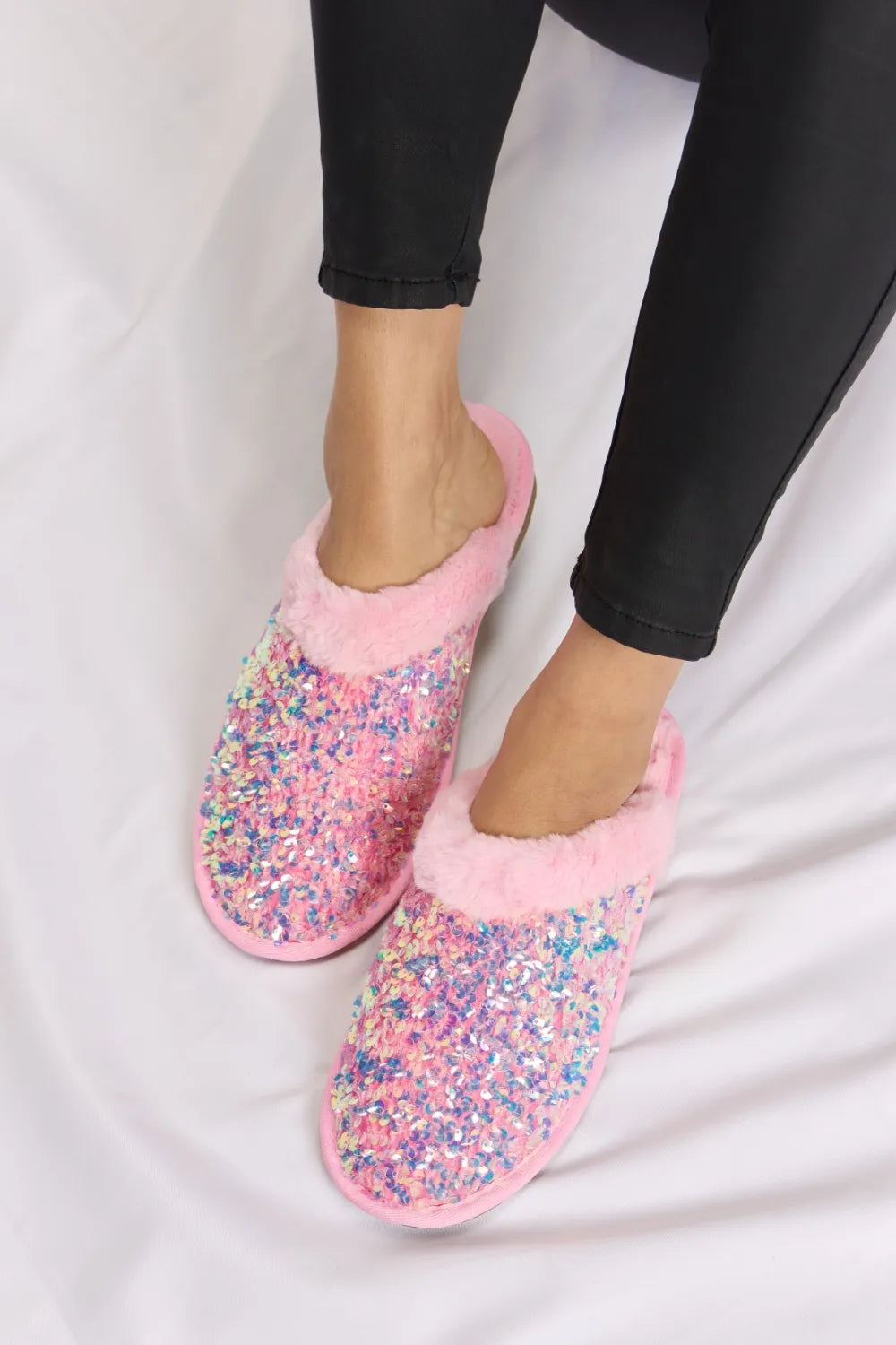 Forever Link Sequin Plush Round Toe Slippers - Ladyez