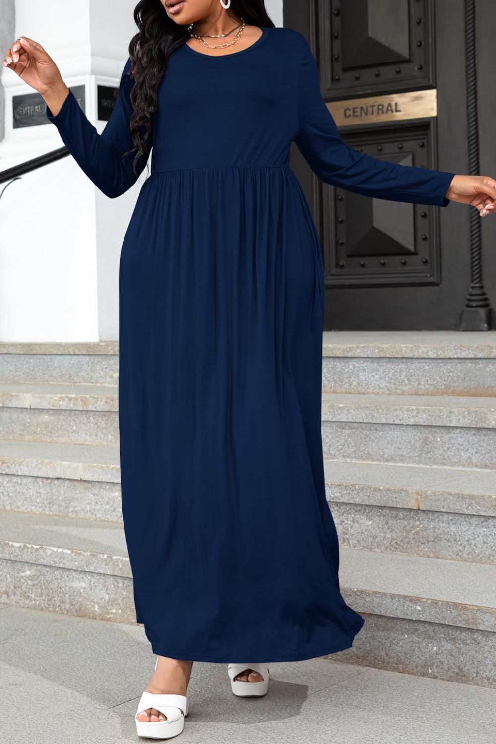 Plus Size Round Neck Long Sleeve Maxi Dress with Pockets - Ladyez