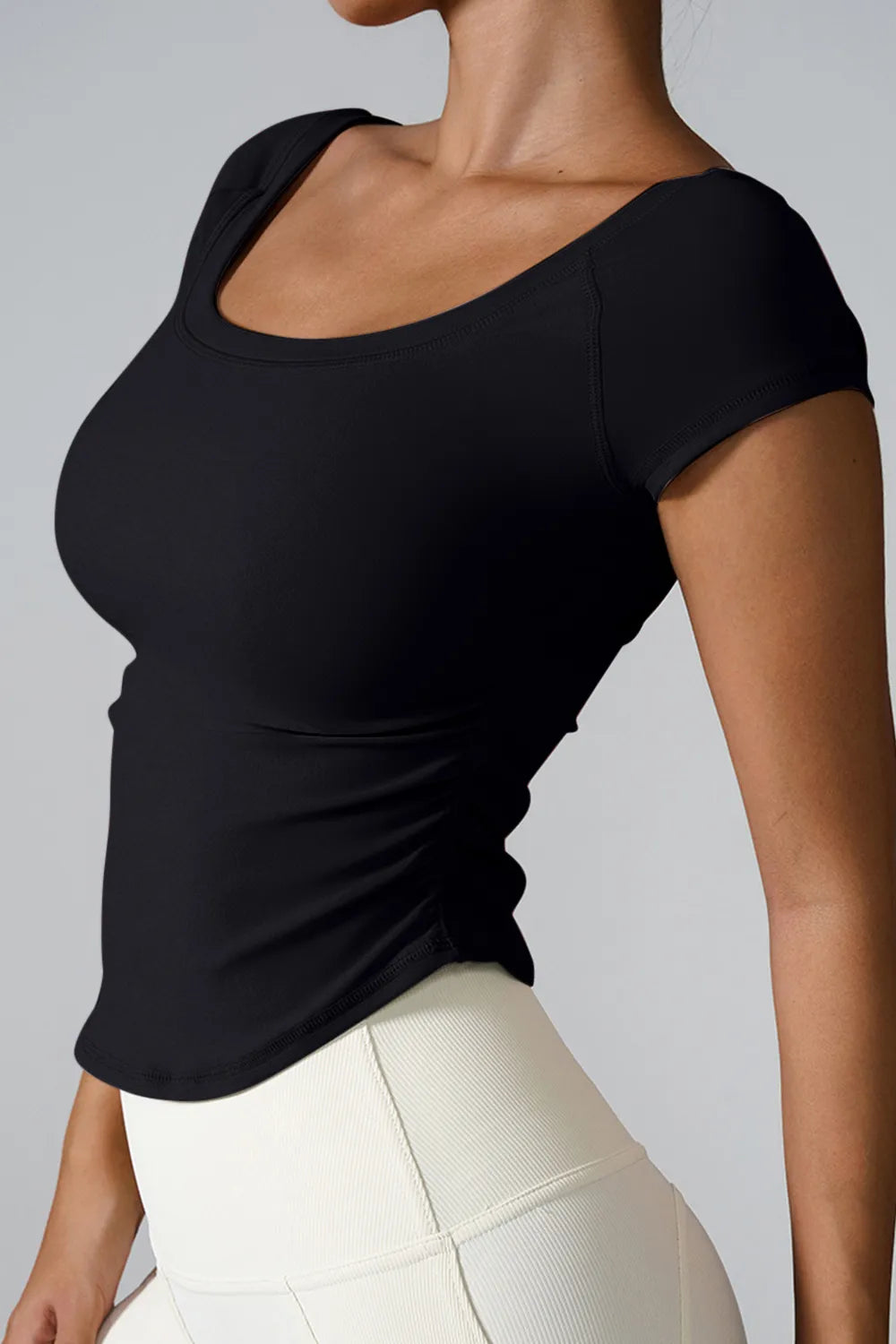 Round Neck Short Sleeve Active T-Shirt - Ladyez