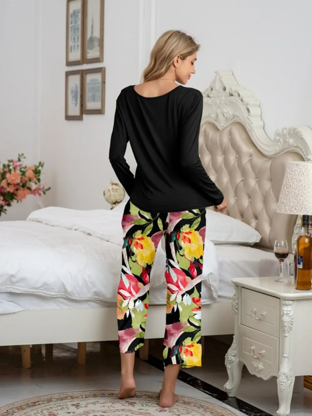 Round Neck Top and Printed Pants Lounge Set - Ladyez