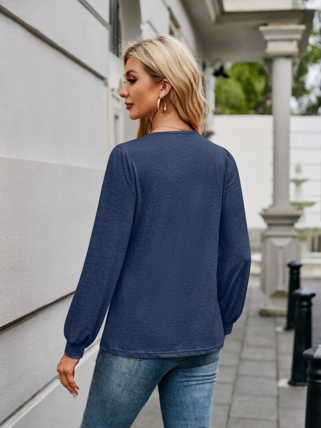 V-Neck Long Sleeve T-Shirt - Ladyez