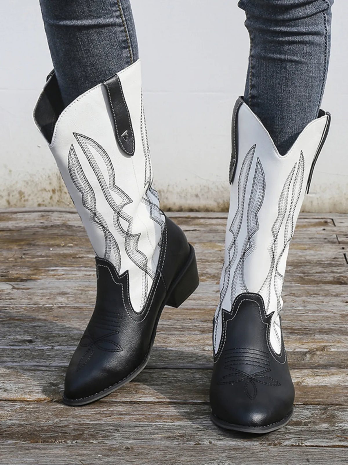 Western Embroidered Cowgirl Boots - Ladyez