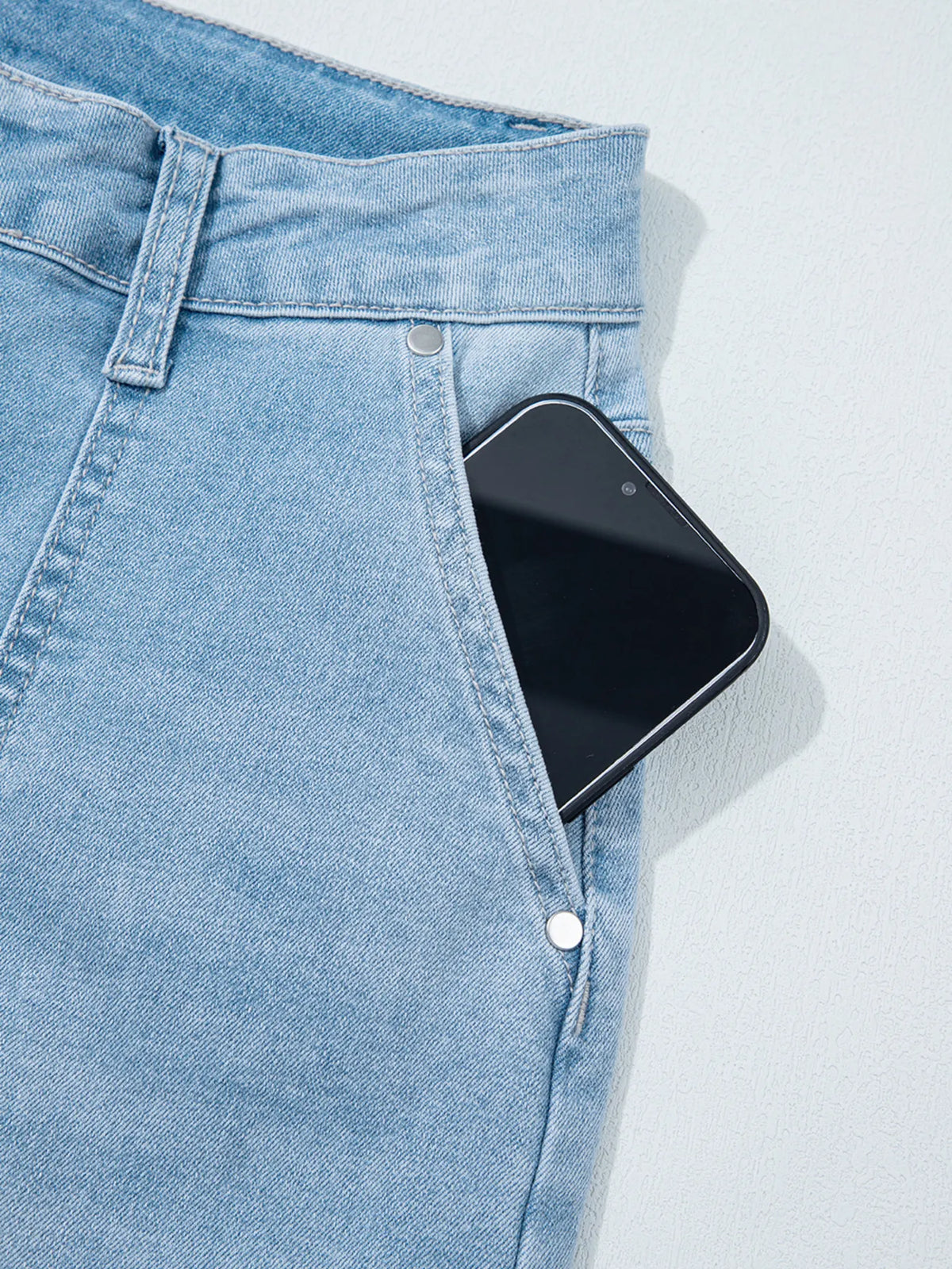 High Rise Barrel Relaxed Patch Pocket Jeans - Ladyez