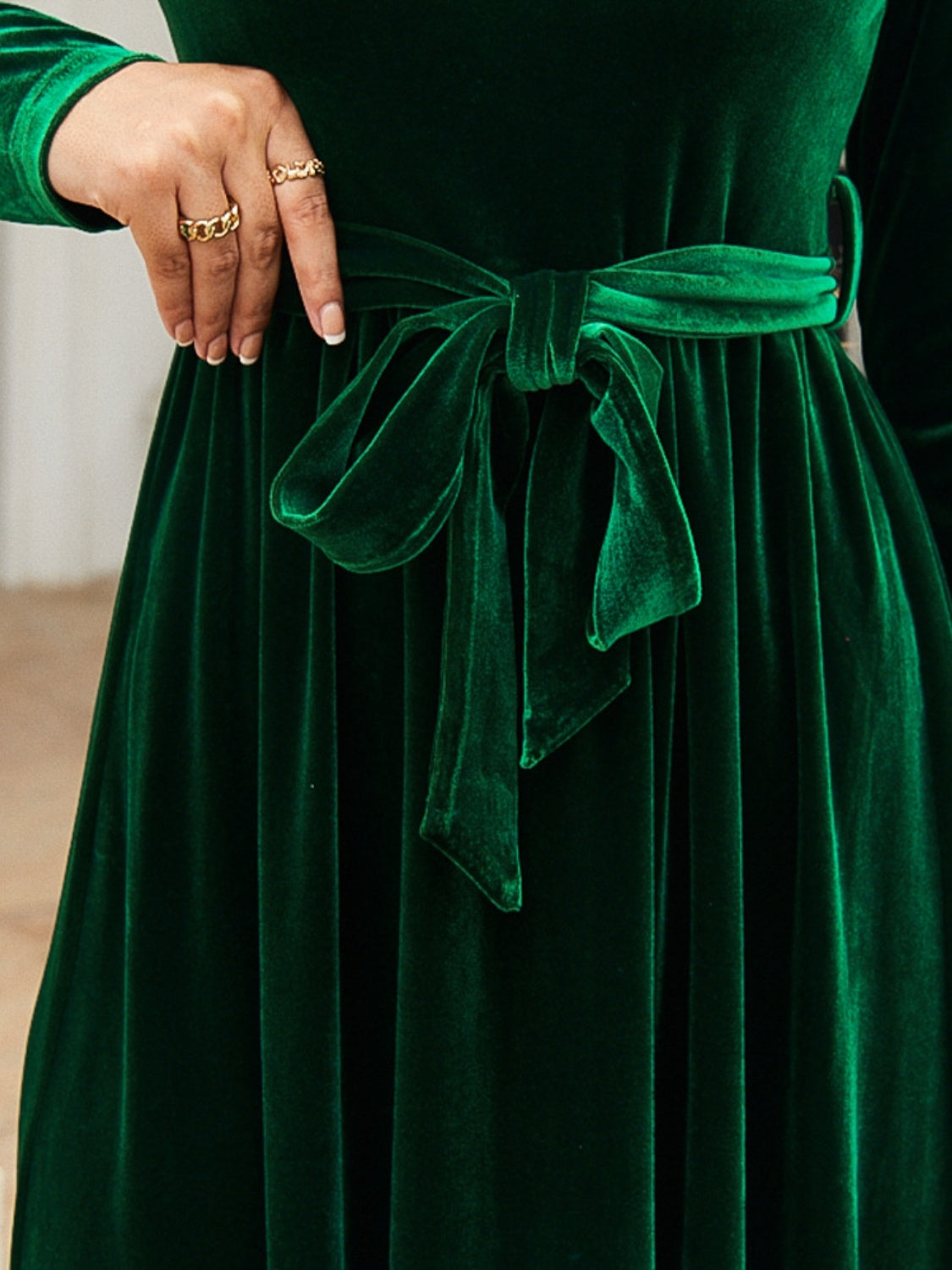 Tie Front Round Neck Long Sleeve Maxi Dress - Ladyez