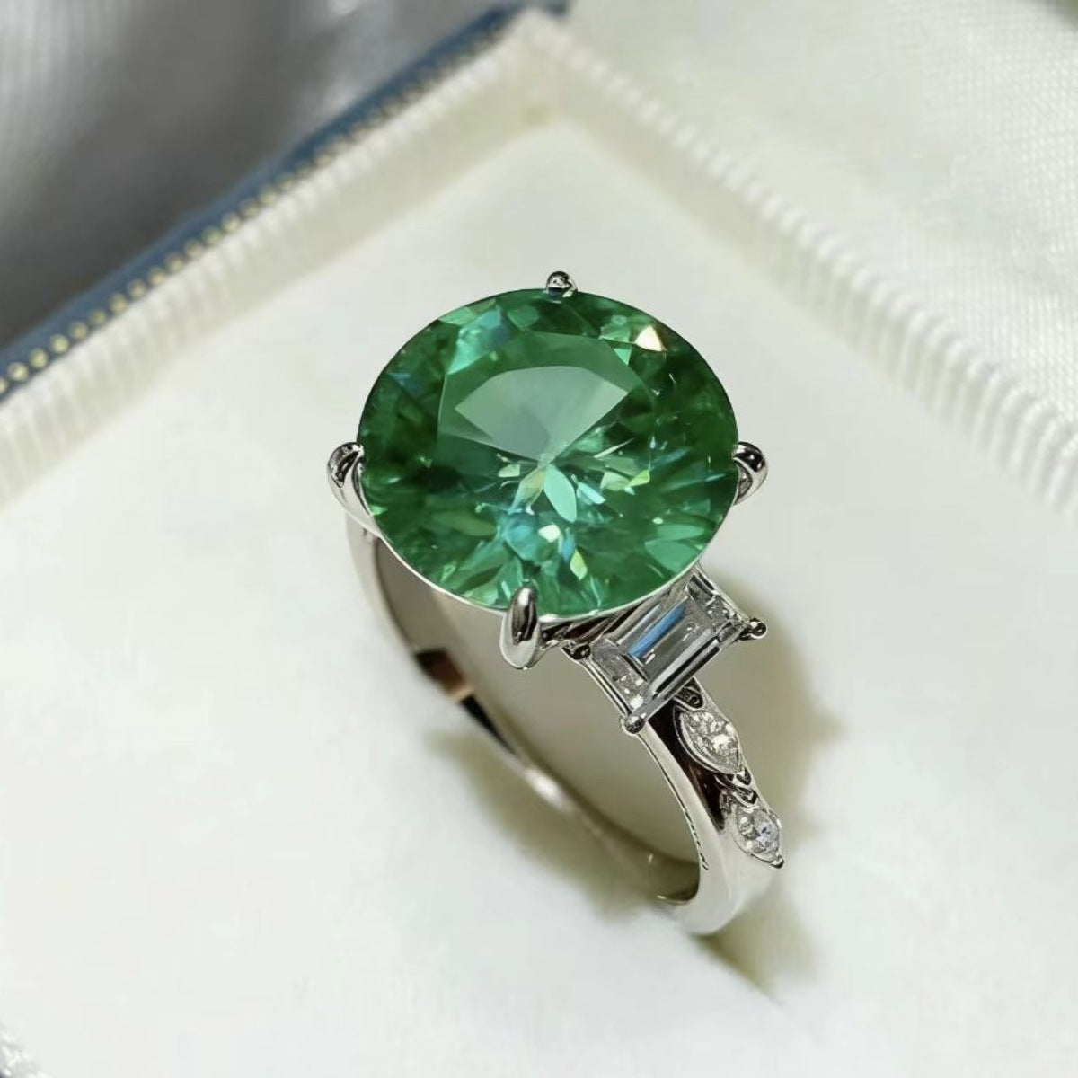 8 Carat Moissanite 925 Sterling Silver Ring