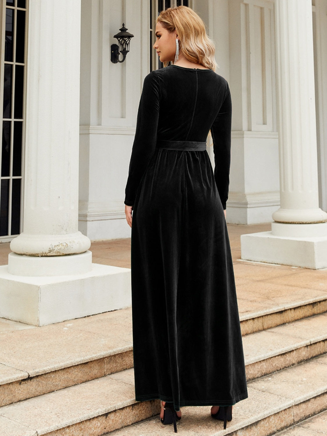 Tie Front Round Neck Long Sleeve Maxi Dress - Ladyez