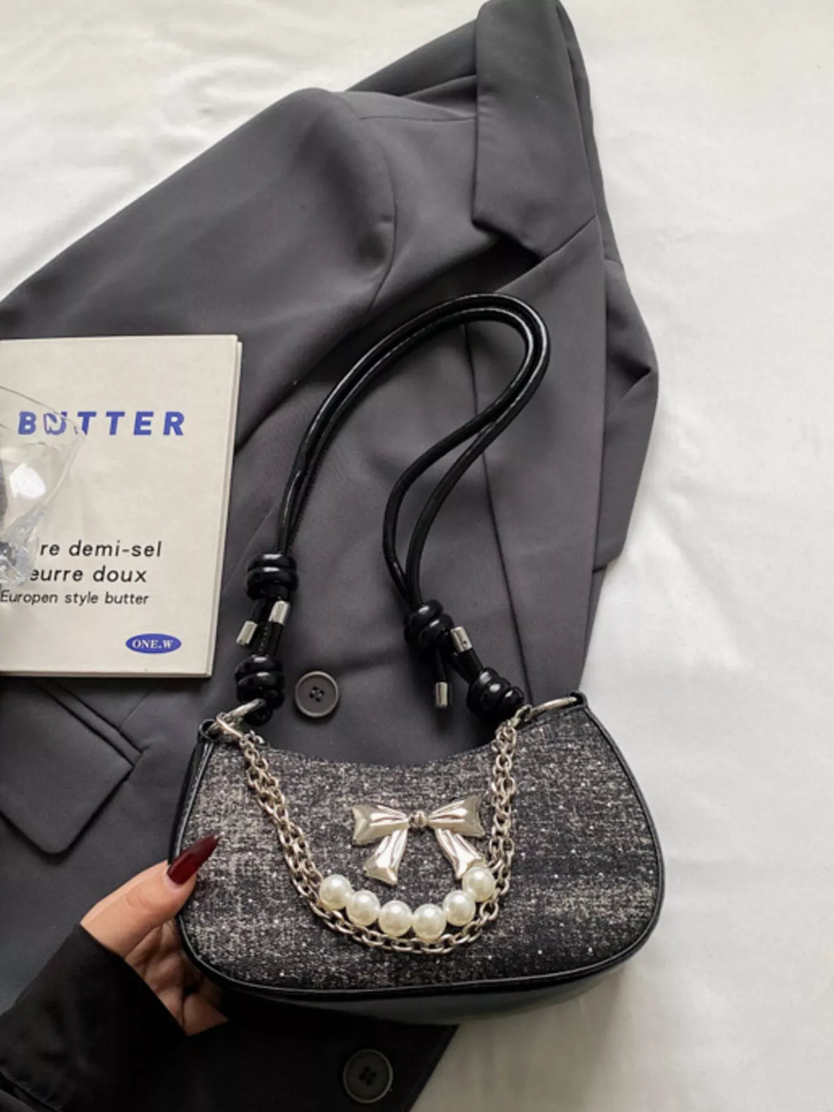 Bow Decor Chain Crossbody Bag