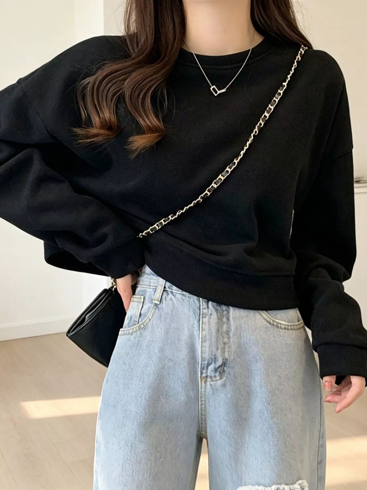 Crew NeckDrop Shoulder Sweatshirt