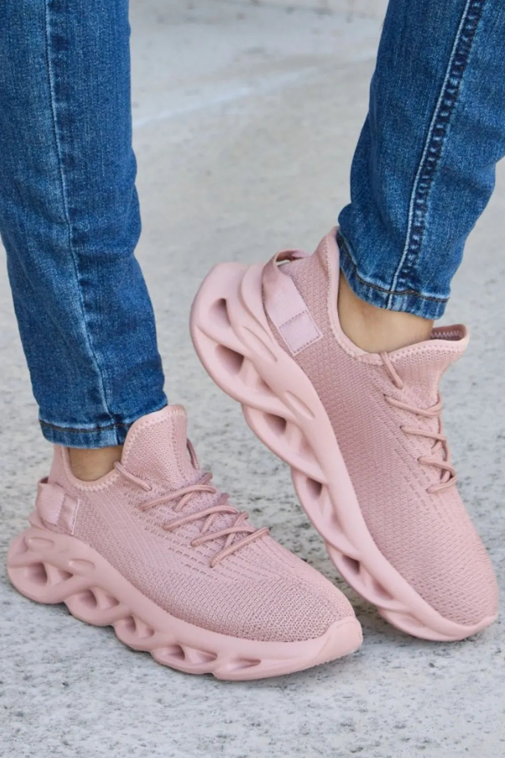 Forever Link Mesh Breathable Platform Athletic Shoes - Ladyez