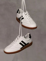 Sanford Sneakers: Stylish Kicks