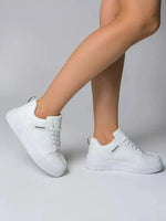 Verselia Sneakers: Boost Your Style Game