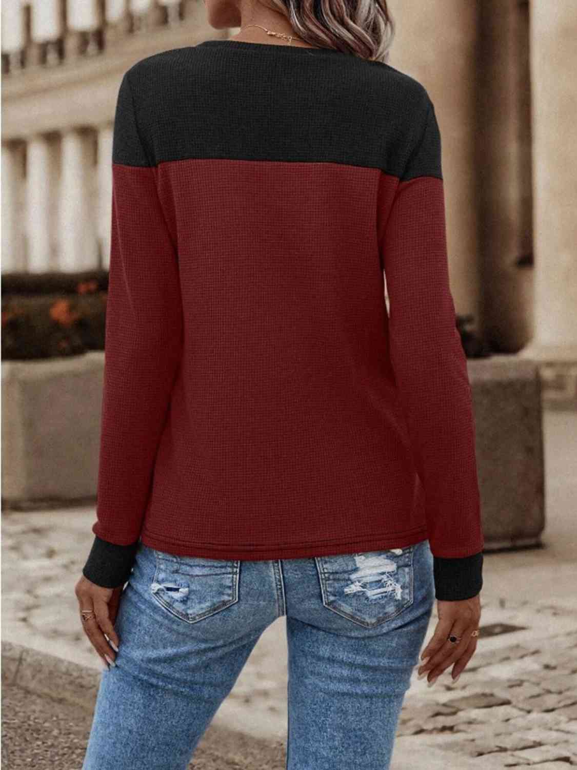 Contrast Buttoned Round Neck Long Sleeve T-Shirt - Ladyez