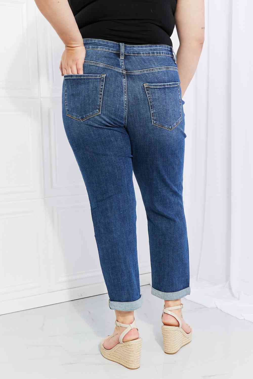Vervet by Flying Monkey Full Size Distressed Cropped Jeans with Pockets - Ladyez