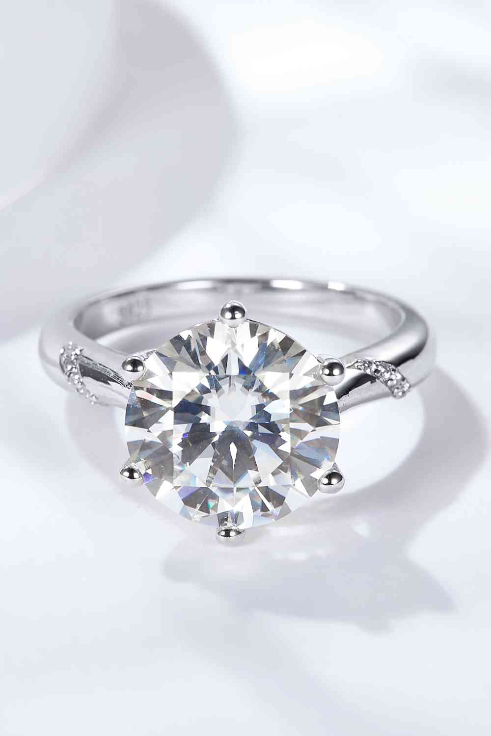 5 Carat Moissanite Solitaire Ring - Ladyez