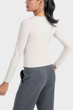 Round Neck Long Sleeve Sports Top - Ladyez