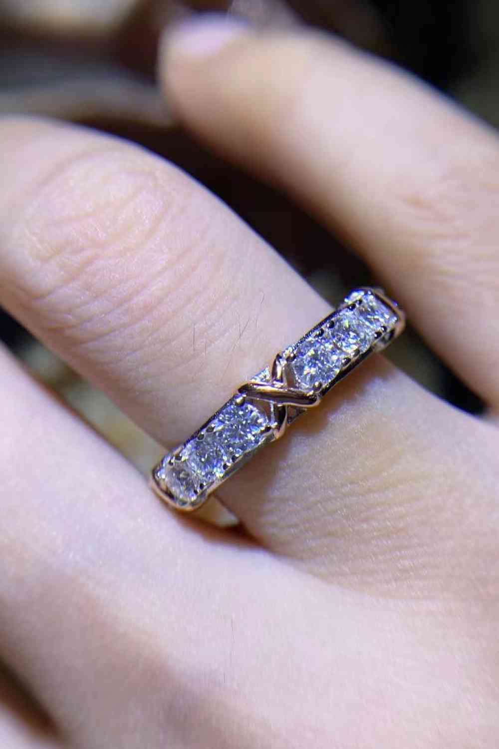 Feel The Joy 1.5 Carat Moissanite Ring - Ladyez
