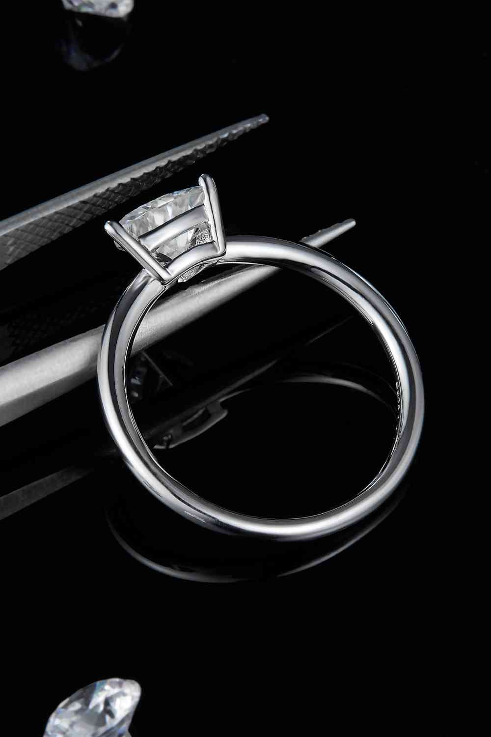 1 Carat Moissanite 925 Sterling Silver Solitaire Ring - Ladyez