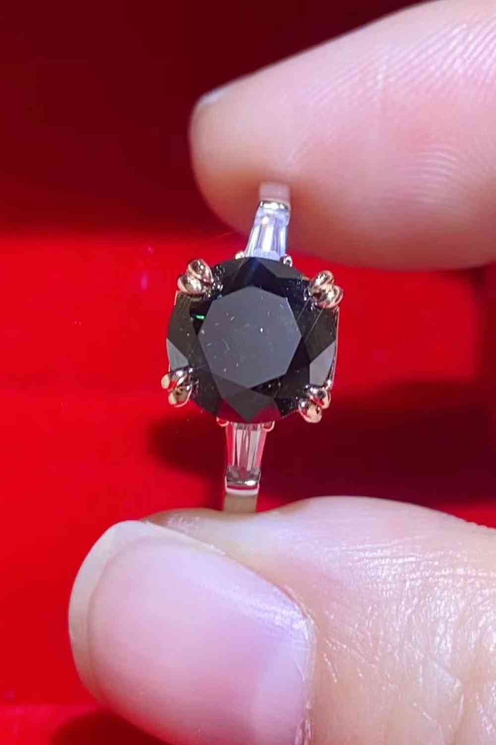 2 Carat Black Moissanite Platinum-Plated Ring - Ladyez