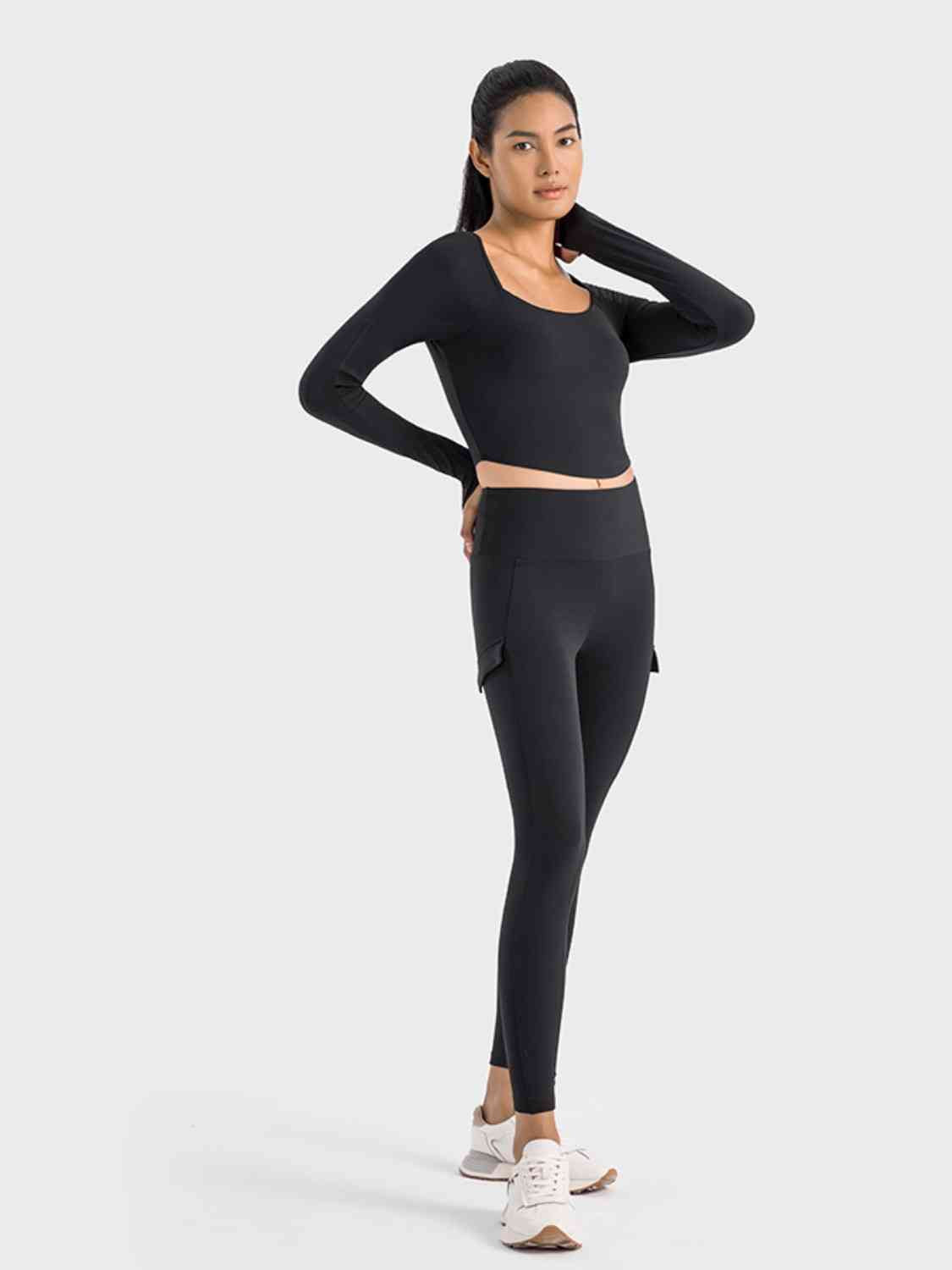 Square Neck Long Sleeve Cropped Sports Top - Ladyez