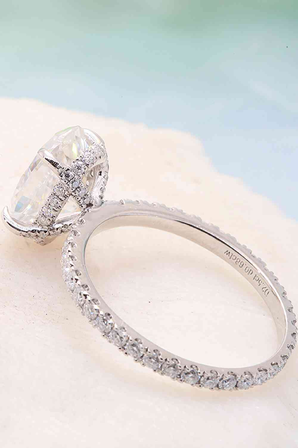 14K White Gold 2.5 Carat Moissanite 4-Prong Ring - Ladyez