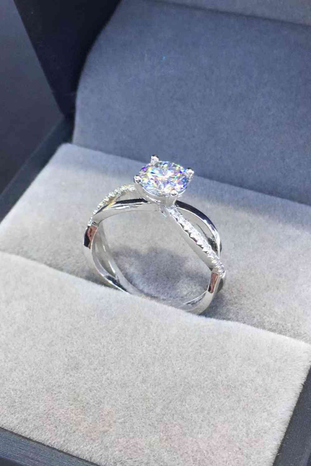 2 Carat Moissanite Crisscross 925 Sterling Silver Ring - Ladyez