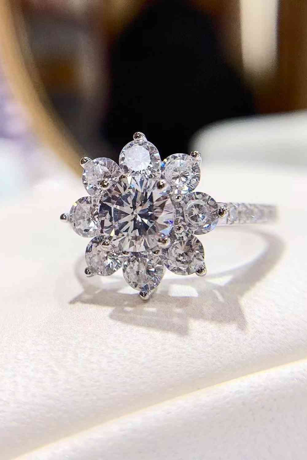 1 Carat Moissanite Flower Ring - Ladyez