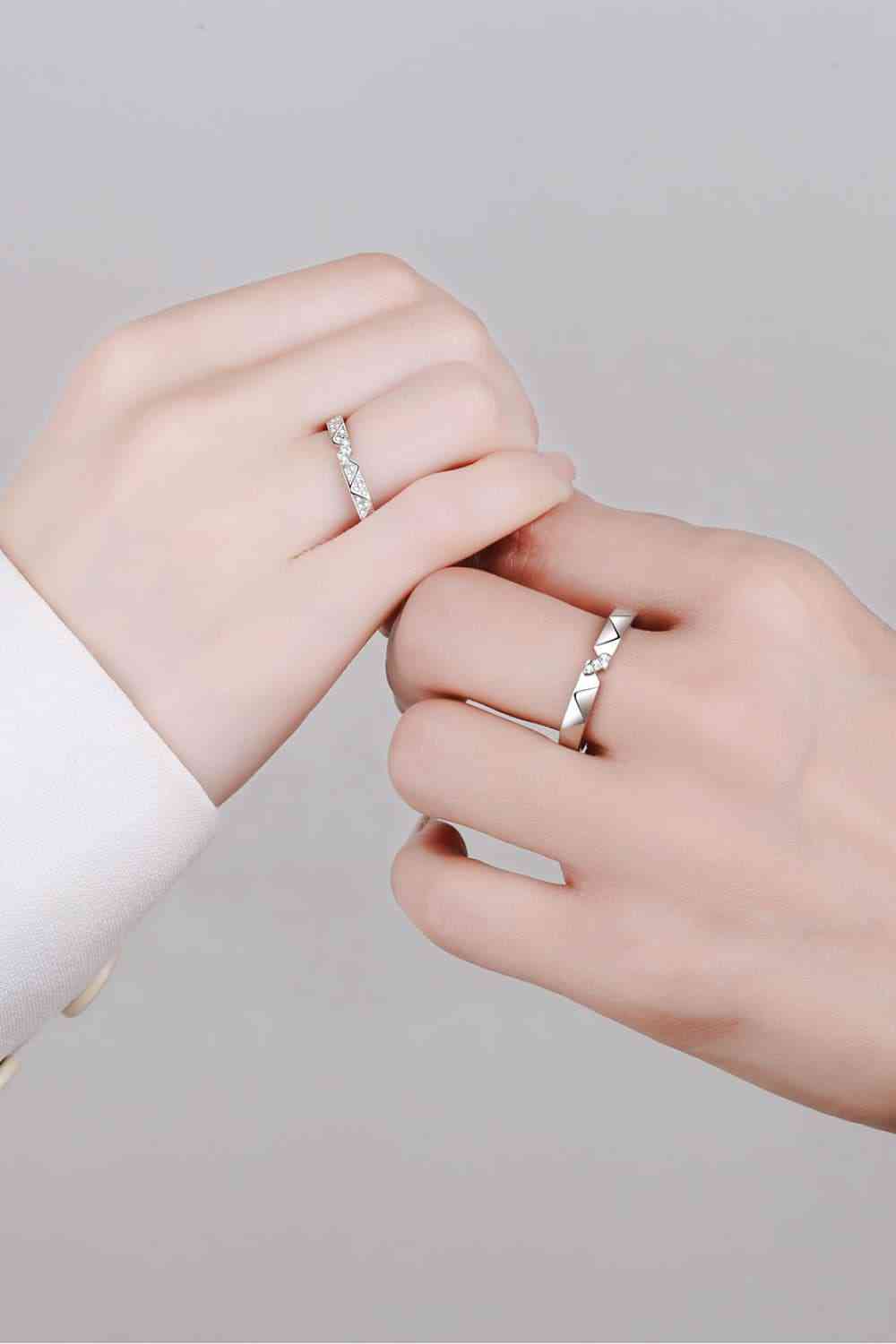 Moissanite Minimalist Rhodium-Plated Ring - Ladyez