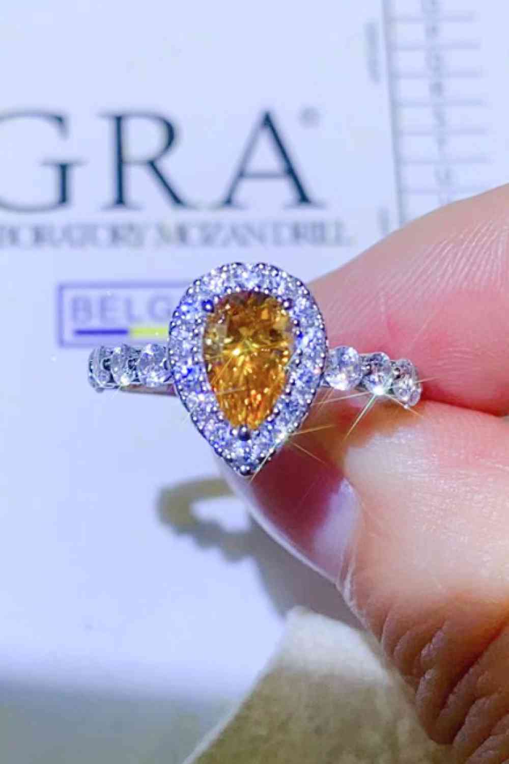 1 Carat Moissanite Contrast Teardrop Ring - Ladyez