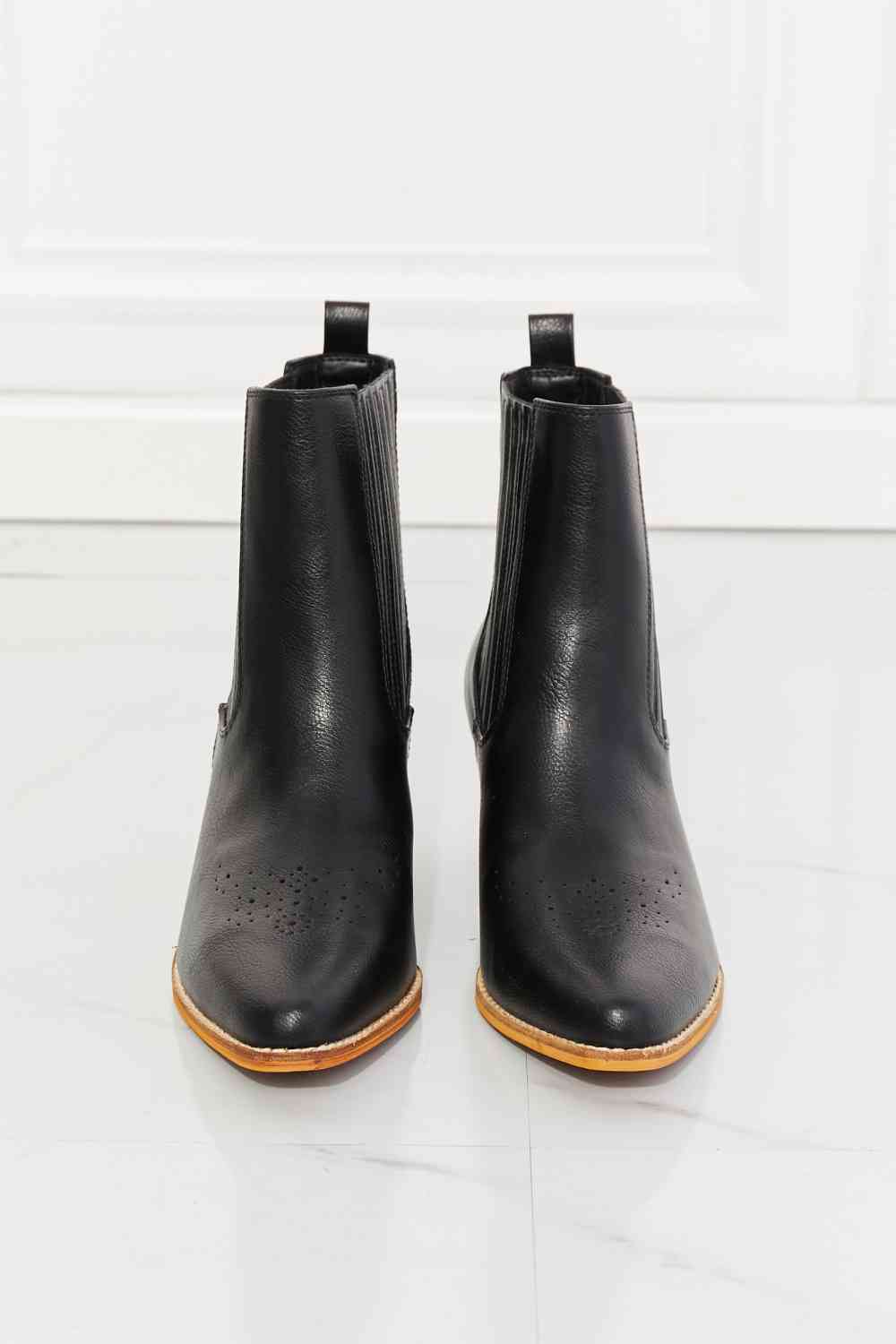 MMShoes Love the Journey Stacked Heel Chelsea Boot in Black - Ladyez