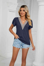 Contrast Trim Petal Sleeve V-Neck Top - Ladyez