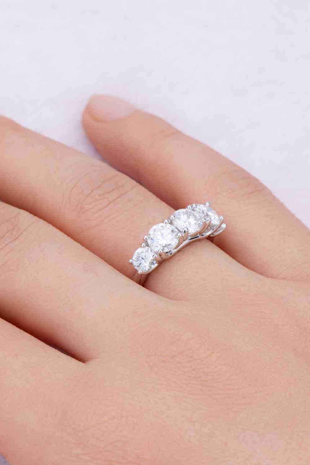 1 Carat Moissanite 925 Sterling Silver Half-Eternity Ring - Ladyez