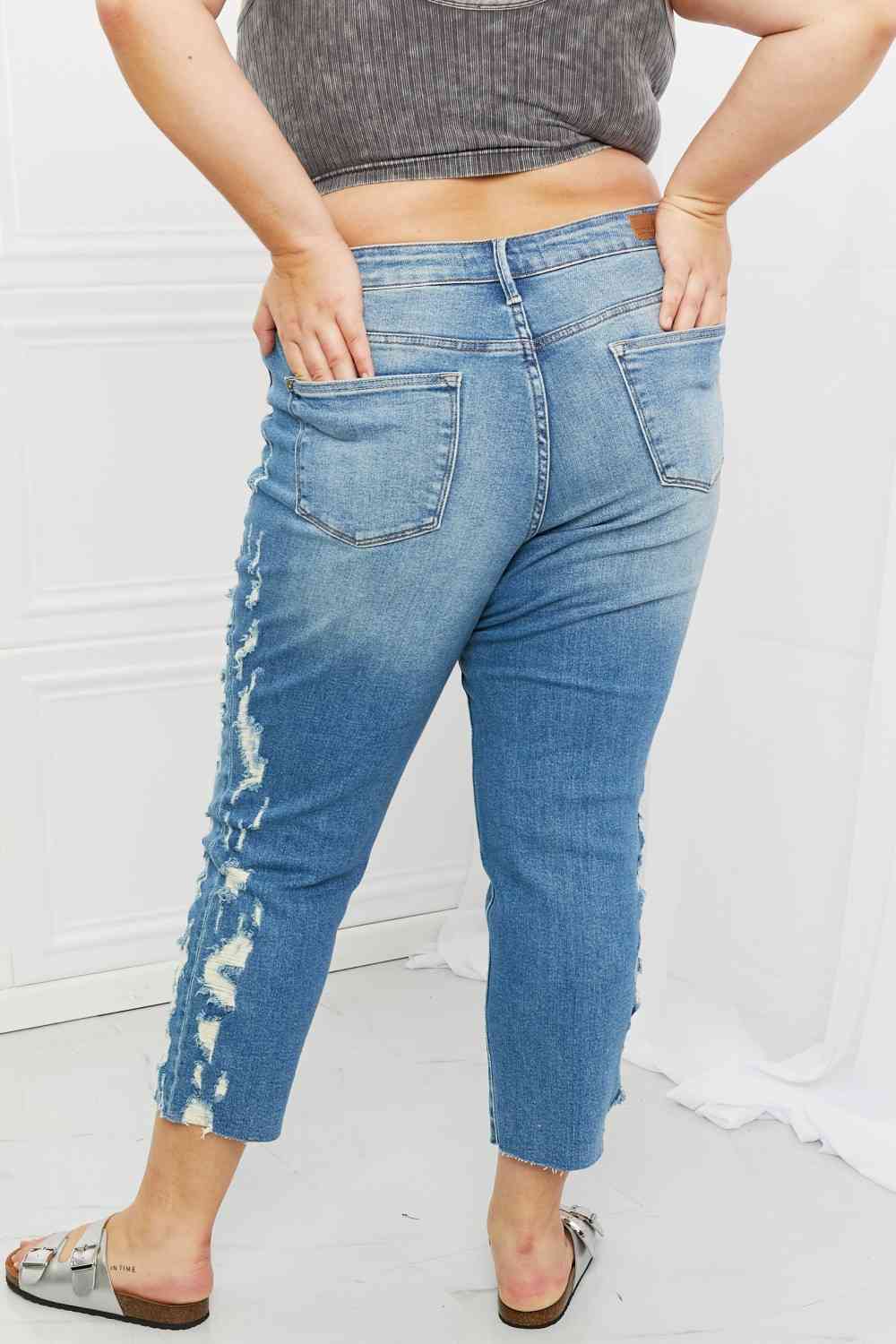Judy Blue Laila Full Size Straight Leg Distressed Jeans - Ladyez