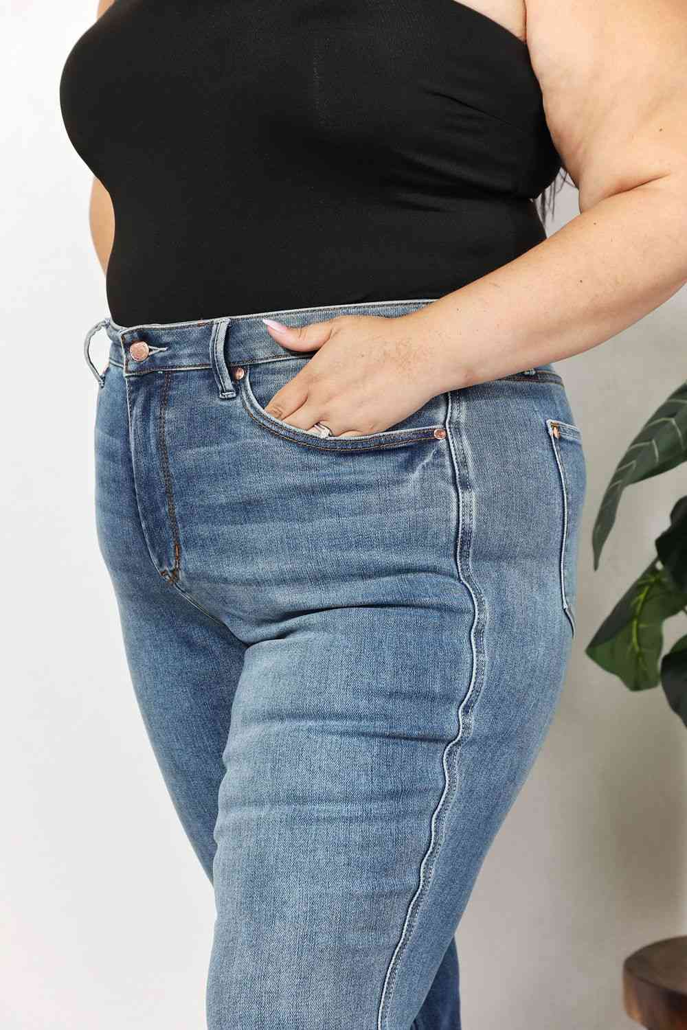 Judy Blue Full Size High Waist Jeans with Pockets - Ladyez