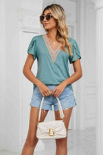 Contrast Trim Petal Sleeve V-Neck Top - Ladyez